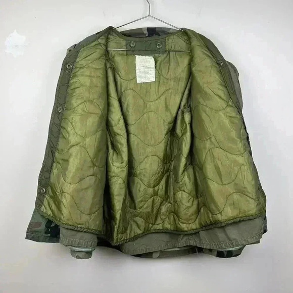 Vintage Camouflage USA Military Jacket - Utility & Style - Picture 6 of 8